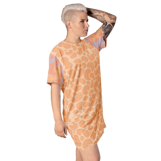 T-shirt Dress Peach Fuzz Print 11 and 4